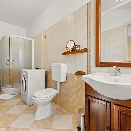 Beautiful Private Near The Sea