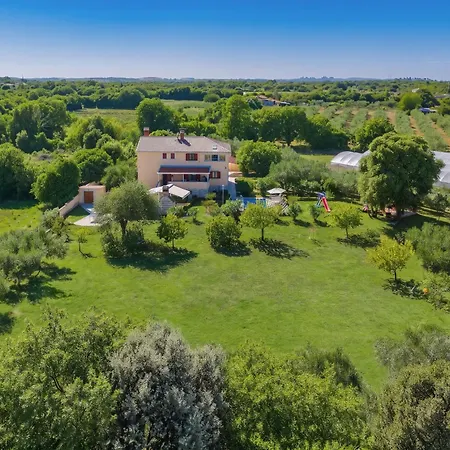 Villa Beautiful Private Near The Sea