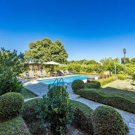 Villa Beautiful Private Near The Sea Šišan