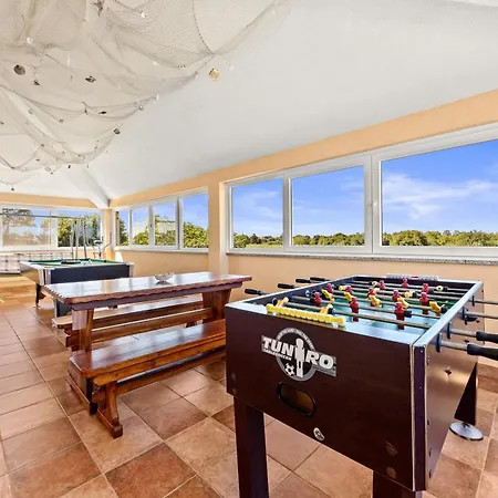 Villa Beautiful Private Near The Sea