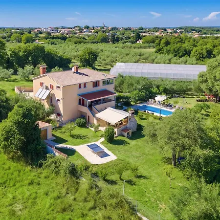 Beautiful Private Near The Sea Villa Šišan