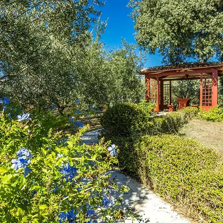 Villa Beautiful Private Near The Sea